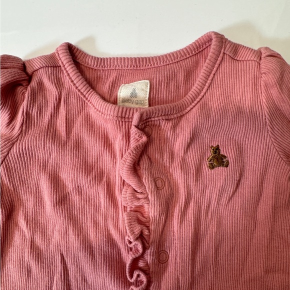 Baby Gap Sleepers - Picture 4 of 4